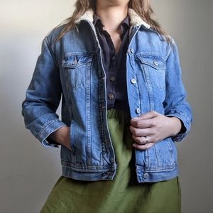 Sherpa lined denim jacket with buttons
